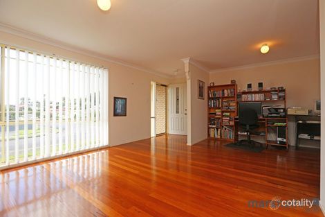 Property photo of 42 Green Point Drive Belmont NSW 2280