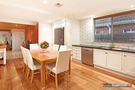Property photo of 17 Lindenow Street Maidstone VIC 3012