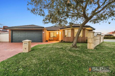 Property photo of 5 Chatham Pass Carramar WA 6031