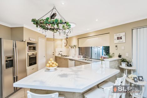 Property photo of 5 Chatham Pass Carramar WA 6031