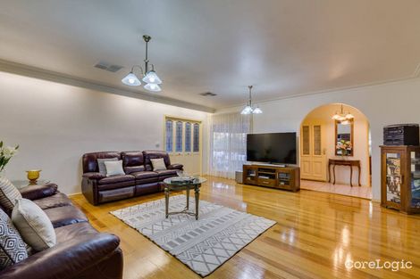 Property photo of 54 Strathmore Crescent Hoppers Crossing VIC 3029