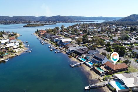 Property photo of 54 Helmsman Boulevard St Huberts Island NSW 2257