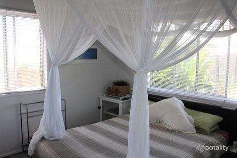 Property photo of 9 Young Street Hastings Point NSW 2489