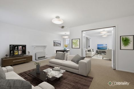 Property photo of 13 Samaher Court Endeavour Hills VIC 3802