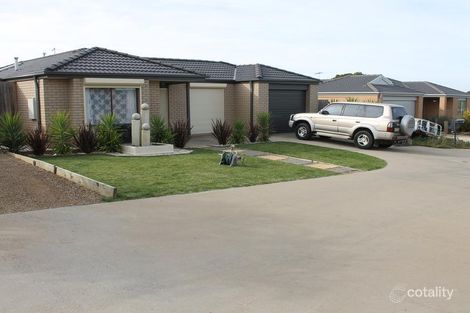 Property photo of 2 Sixth Mews Maddingley VIC 3340