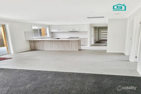 Property photo of 86 Grande Belmond Avenue Cranbourne East VIC 3977