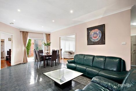 Property photo of 2/15 Winston Drive Caulfield South VIC 3162