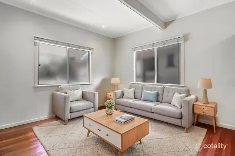 Property photo of 2/23 Eileen Street Booval QLD 4304
