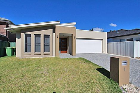 4 Formentera St, Coombabah, QLD 4216