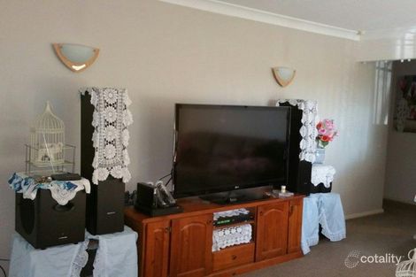 Property photo of 1 Webb Place Minto NSW 2566