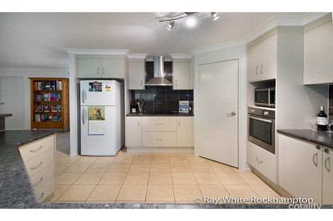 Property photo of 8 Mitchell Court Gracemere QLD 4702