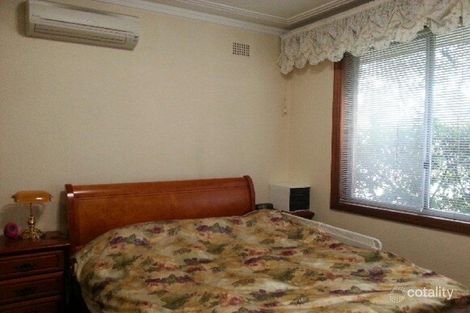 Property photo of 16 Collins Crescent Yagoona NSW 2199