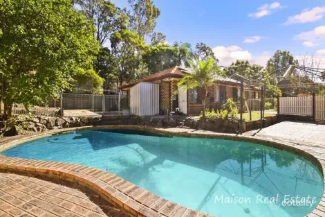 4 Laptev Cl, Jamboree Heights, QLD 4074