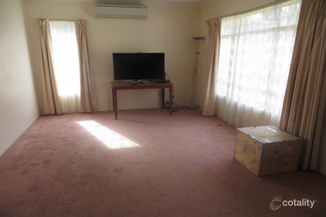 Property photo of 27 Binalong Avenue Chadstone VIC 3148