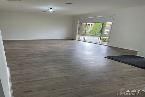 Property photo of 19 Windella Grove Skye VIC 3977