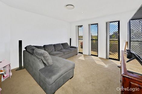 Property photo of 48 Sienna Boulevard Ashfield QLD 4670