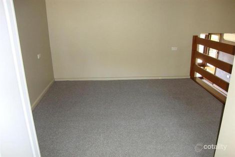 Property photo of 5 Middlemiss Place Windradyne NSW 2795