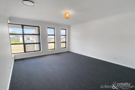 Property photo of 13 Kingaroy Street Medowie NSW 2318