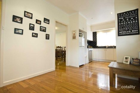 Property photo of 39 Gowrie Avenue Frankston South VIC 3199