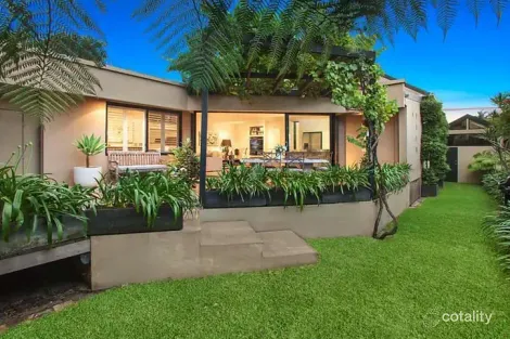 Property photo of 20 Allens Parade Bondi Junction NSW 2022