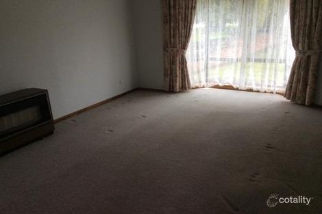 Property photo of 28 Bellshire Place Mount Gambier SA 5290