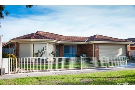 Property photo of 11 Donegal Way Hampton Park VIC 3976