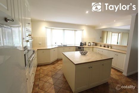 Property photo of 34 Hilditch Drive Green Fields SA 5107