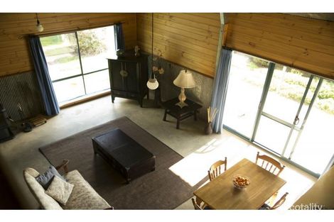 Property photo of 27 Old Stanley Road Beechworth VIC 3747