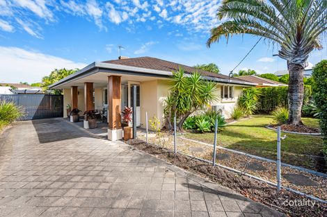 Property photo of 4 Rouen Avenue Paradise Point QLD 4216