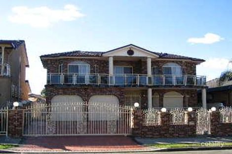 13 Flemington St, St Johns Park, NSW 2176