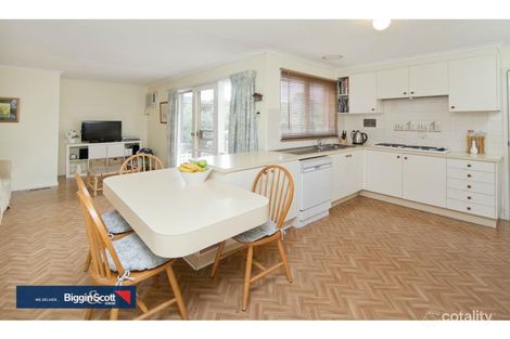 Property photo of 17 Tyloid Square Wantirna VIC 3152