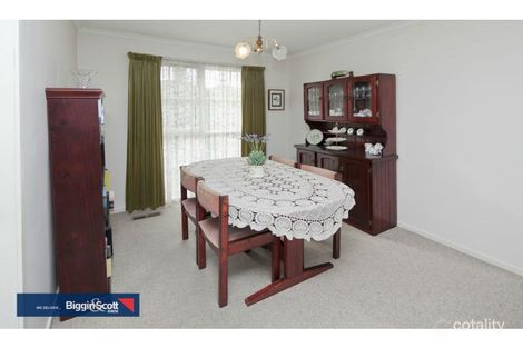 Property photo of 17 Tyloid Square Wantirna VIC 3152
