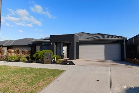 Property photo of 17 Bellini Drive Greenvale VIC 3059