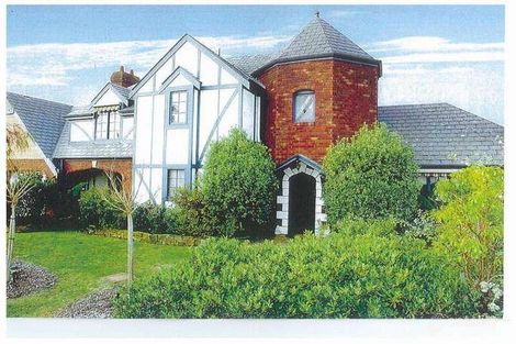 Property photo of 17 Glastonbury Drive Highton VIC 3216