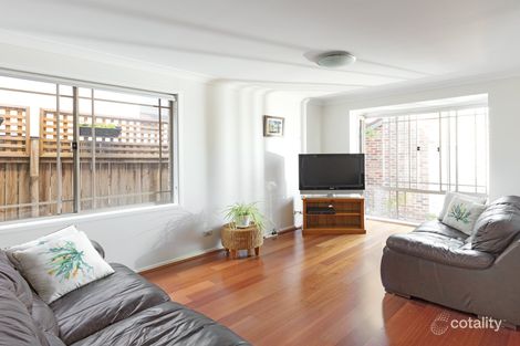 Property photo of 32 Playfair Road North Curl Curl NSW 2099