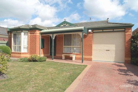 Property photo of 35 Dowding Close Fawkner VIC 3060