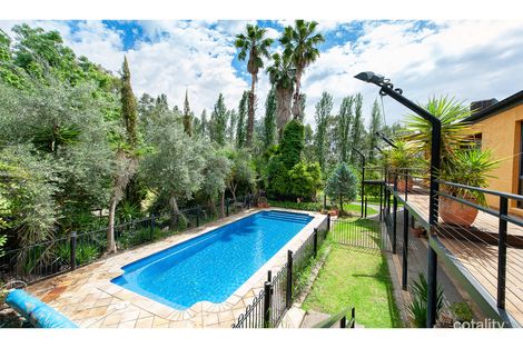 Property photo of 3 Bindi Court Lavington NSW 2641