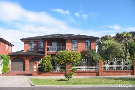 Property photo of 33 Monte Carlo Drive Avondale Heights VIC 3034