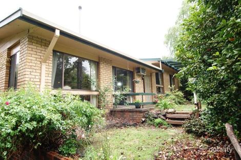 25 Old Warburton Rd, Warburton, VIC 3799