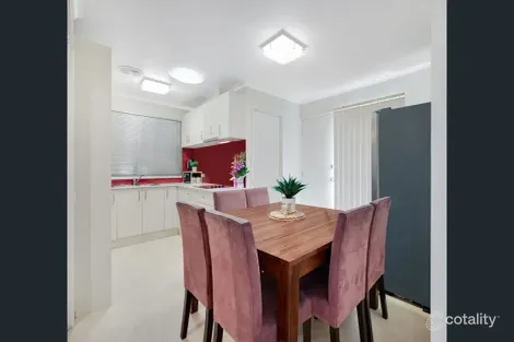 Property photo of 18 Tremlow Crescent Ambarvale NSW 2560