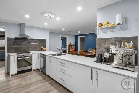 Property photo of 34 Jade Crescent Happy Valley SA 5159