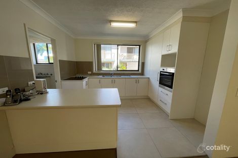 Property photo of 4/23 Federation Avenue Broadbeach QLD 4218