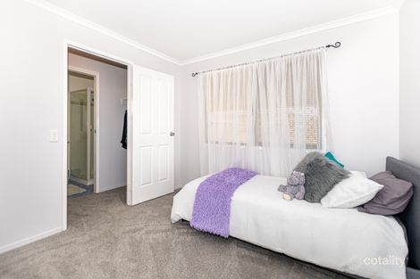 Property photo of 5 Seaton Place Parkinson QLD 4115