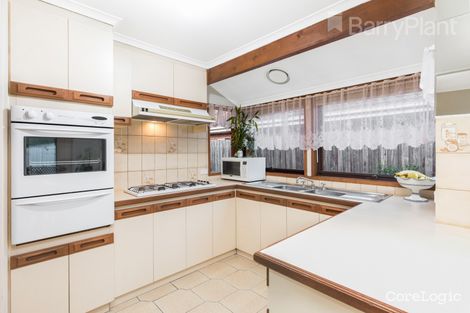 Property photo of 19 Burge Crescent Hoppers Crossing VIC 3029