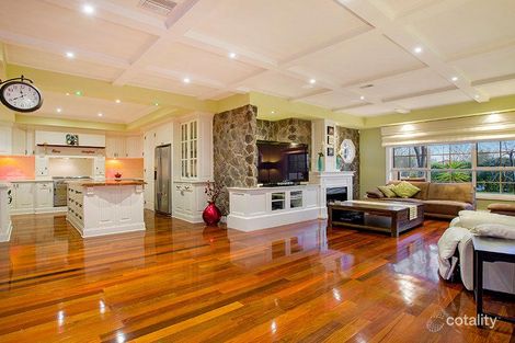 Property photo of 13 Wattlepark Street Caroline Springs VIC 3023