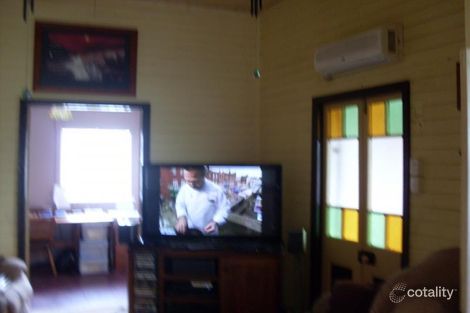 Property photo of 33 James Street Rosedale QLD 4674