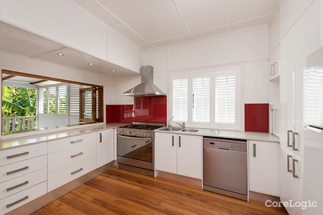 Property photo of 30 Bennetts Road Camp Hill QLD 4152