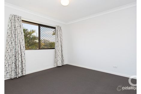 16 Ninth Ave, Coorparoo, QLD 4151