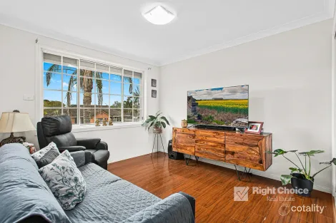 Property photo of 2/2 Kianga Close Flinders NSW 2529