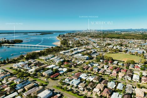 22 Bruce Ave, Paradise Point, QLD 4216